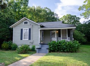 10 Lee St, Manchester, GA 31816