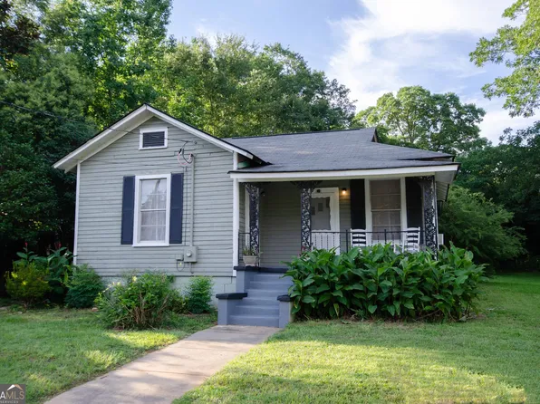 10 Lee St, Manchester, GA 31816