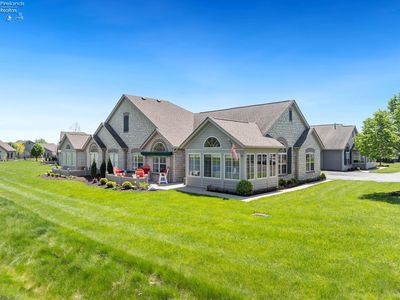 2700 Canterbury Cir #B, Port Clinton, OH, 43452