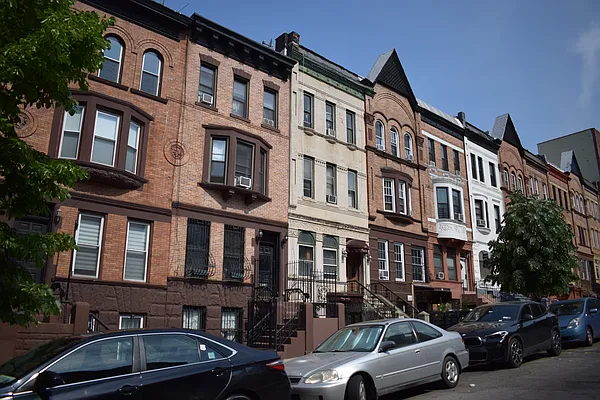 Rented by Willie Kathryn Suggs, LREB | media 33