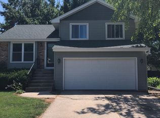 124 26th Ct, West Des Moines, IA 50265
