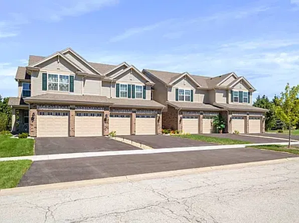 2072 Canyon Creek Ct, Aurora, IL 60503