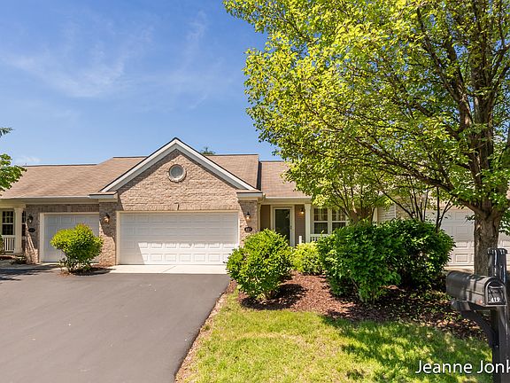 3rd image of 419 Abbey Mill Dr SE #83