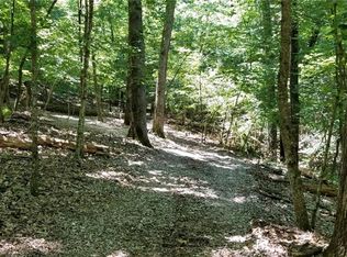 Valley View Rd, Eureka Springs, AR 72631