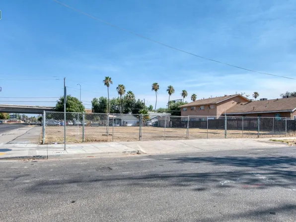 704 N Fresno St, Fresno, CA 93701