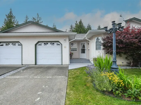 3355 1st St #10, Cumberland, BC V0R 1S0