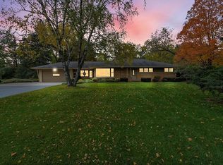 11315 N Solar Ave, Mequon, WI 53097