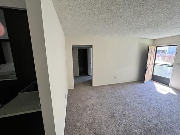 5th image of 1681 Marion St #D