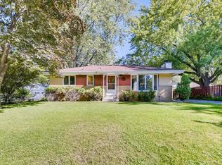 647 Ironton St NE, Fridley, MN 55432