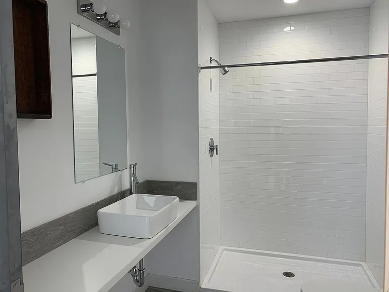 36 Cromwell St #208 — Photo 14