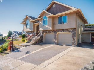 1060 NE Laurel St, Newport, OR