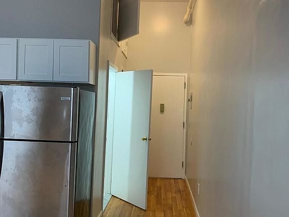 3rd image of 639 Bushwick Ave #1BB