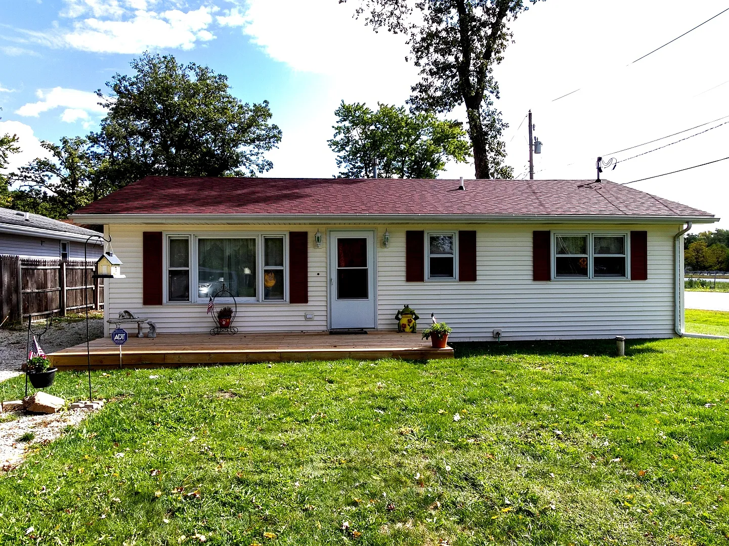 71 N Bates Ave photo 1