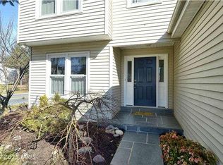 20300 Brandermill Dr, Germantown, MD