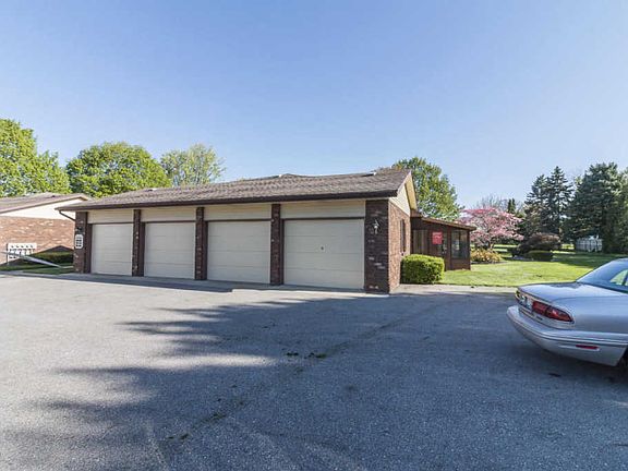 2nd image of 7344 Pinegrove Dr #1