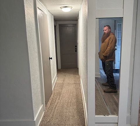 2nd image of 204 N 12th Ave