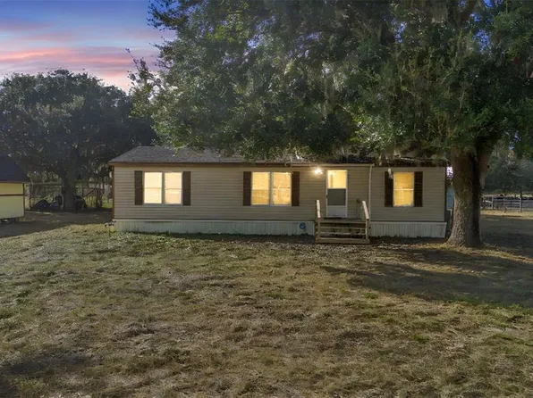 9102 County Road 747, Webster, FL 33597