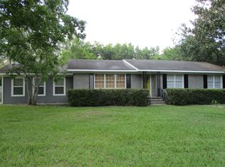 1185 E Blackshear Ave, Waycross, GA 31501