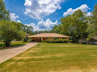 1 Vista Dr, Little Rock, AR 72210