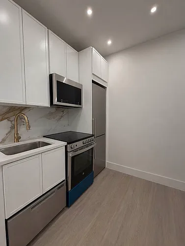 28 Bedford St #16 Photo 1