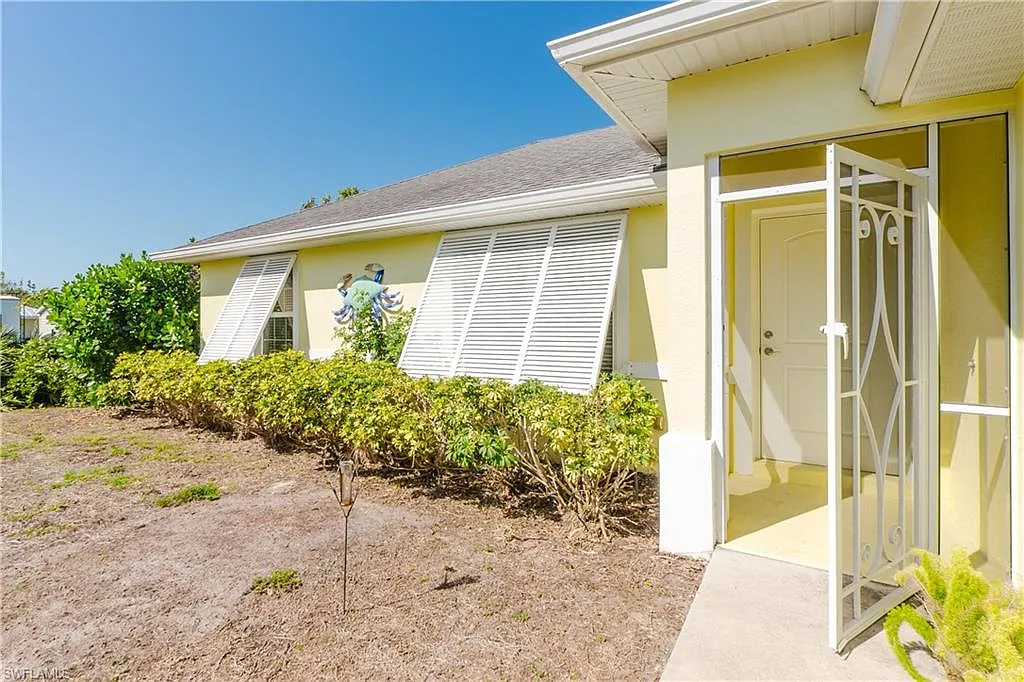 11693 Oakland Drive - Bokeelia - Sumpter — Photo 2