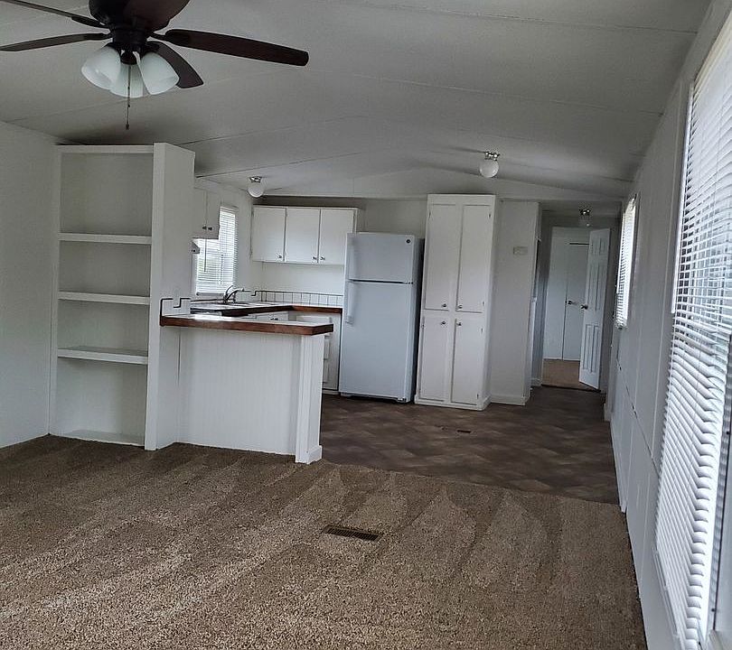 1st image of 340 Mariposa Dr