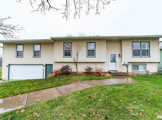 508 SE 8th Ave, Aledo, IL 61231