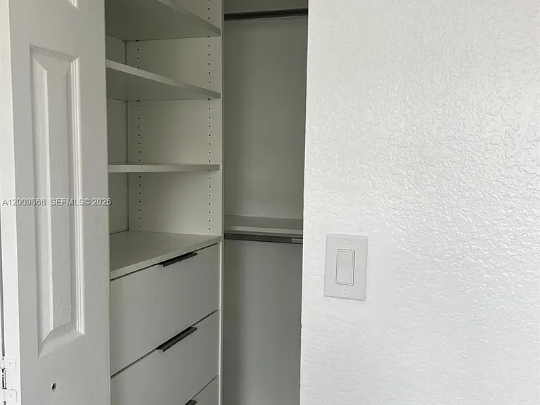 1017 NE 42nd Ave #1017 — Photo 19