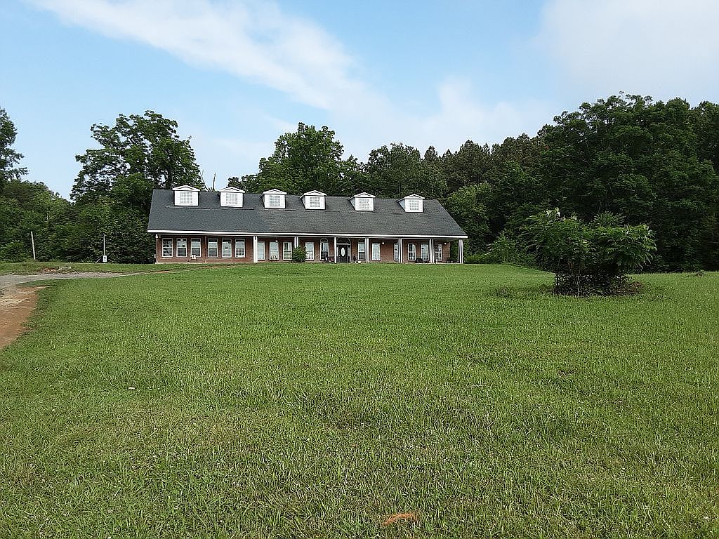 211 Calico Valley Rd, Rydal, GA 30171 Zillow