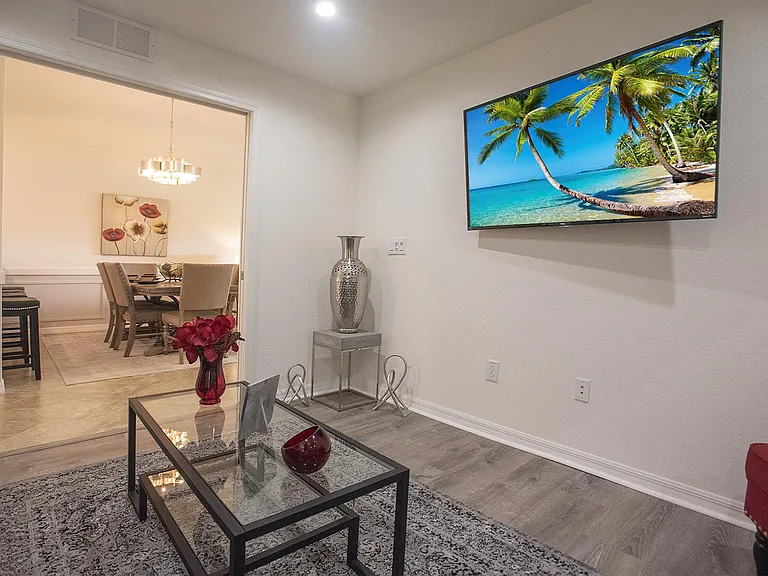5557 Palmer Cir #205 — Photo 37