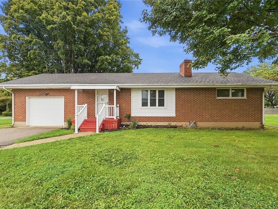 1st image of 95 Lawnview Ave
