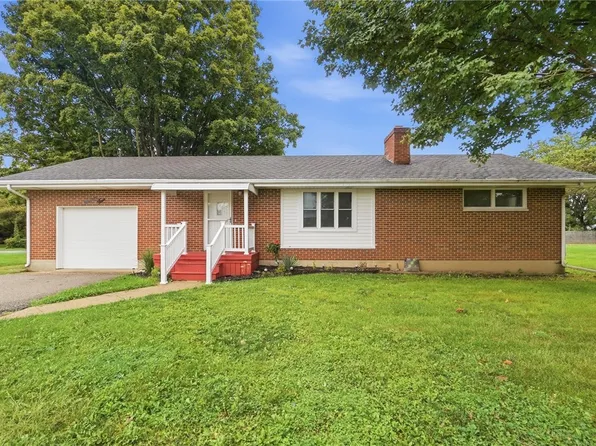 95 Lawnview Ave, North Hampton, OH 45349