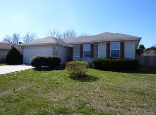 5249 S Hutchinson Ct, Battlefield, MO 65619