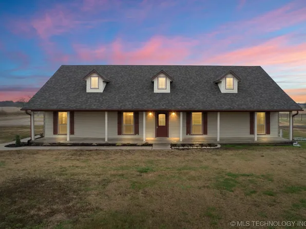 9011 N 300th Rd, Okmulgee, OK 74447