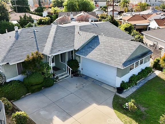 3rd image of 9123 Amboy Ave