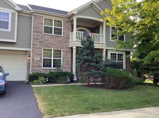 2921 Kelly Dr, Elgin, IL 60124