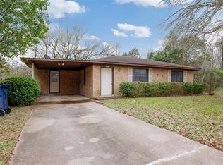 1305 Hidden Creek Ln, Brenham, TX 77833