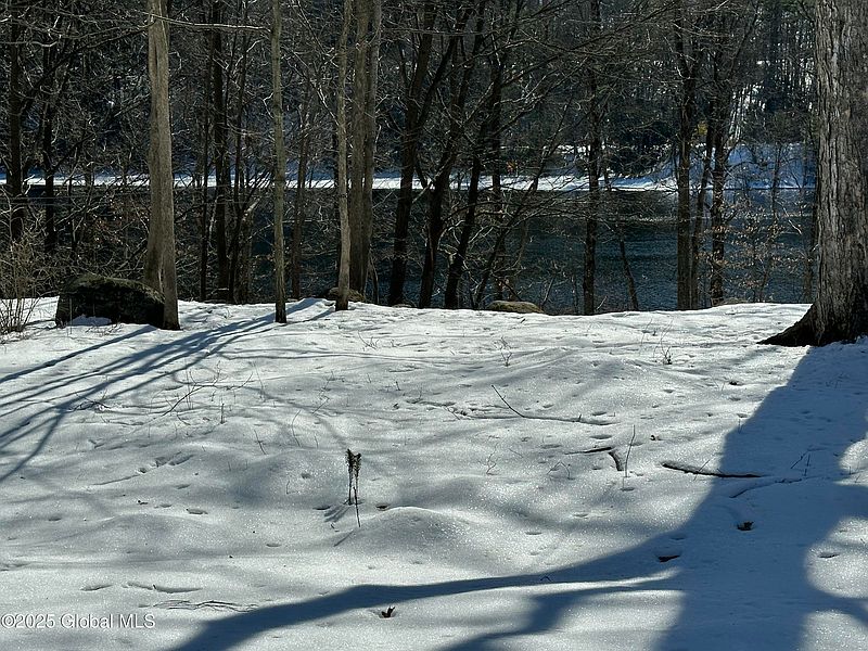 3rd image of 18 Towpath Lane