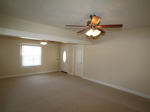 5th image of 1126 W 89th St