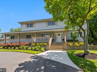 2 Woodfern Ave, Ewing, NJ 08628