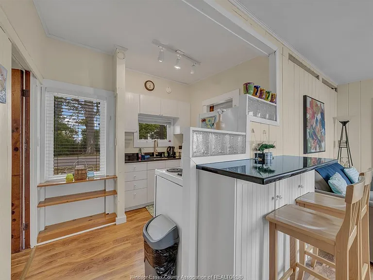 1006 Point Pelee Dr — Photo 14
