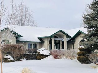 360 Pevero Dr, Idaho Falls, ID 83401