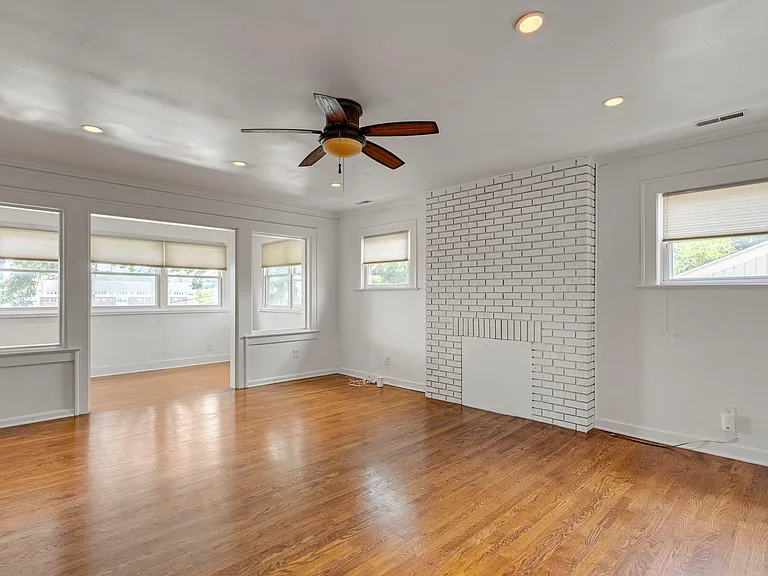 5025 Grand Ave #2 — Photo 8