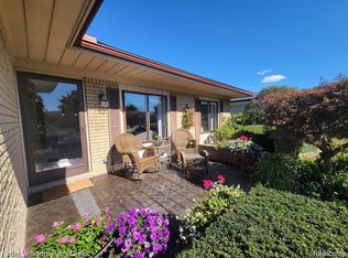 13421 Kingsville Dr, Sterling Heights, MI 48312