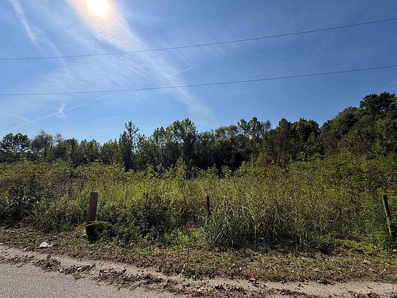 2nd image of Peerless Rd