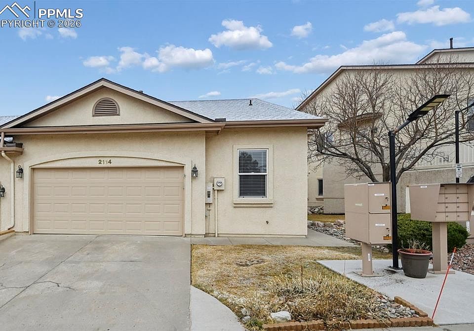 1st image of 2114 Summerset Dr