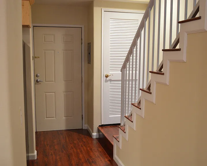 5330 Satsuma Ave — Photo 5