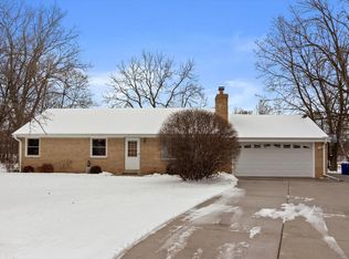 16740 W Melvina St, Brookfield, WI 53005