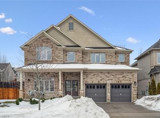 23 Redtail St, Kitchener, ON N2K 0B1