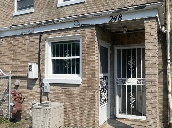 248 W 46th Pl, Chicago, IL 60609
